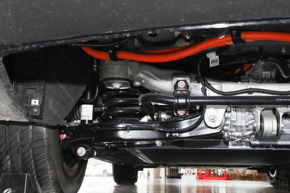 1月銷量達6439臺 大七座MPV騰勢D9解析 1月銷量達6439臺 大七座MPV騰勢D9解析