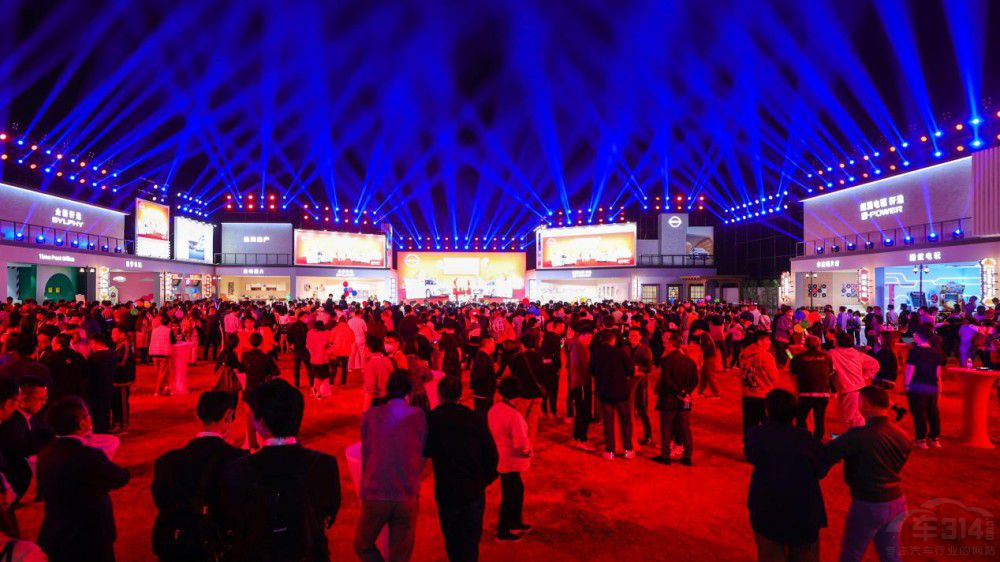 億萬家庭的縮影 軒逸車主形象大數(shù)據(jù)曝光 億萬家庭的縮影 軒逸車主形象大數(shù)據(jù)曝光