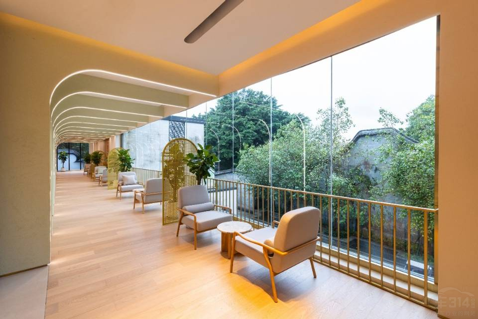 極氪雙店榮獲2023美國(guó)繆斯MUSE設(shè)計(jì)金獎(jiǎng) 極氪雙店榮獲2023美國(guó)繆斯MUSE設(shè)計(jì)金獎(jiǎng)