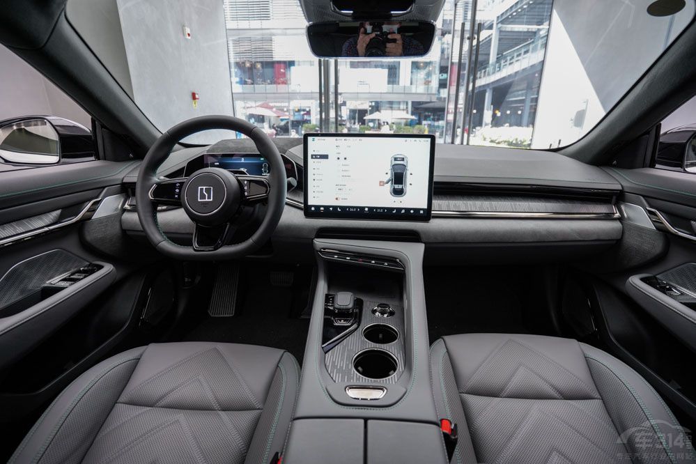 2022款極氪001車主:我想升級(jí)成2023款 2022款極氪001車主:我想升級(jí)成2023款