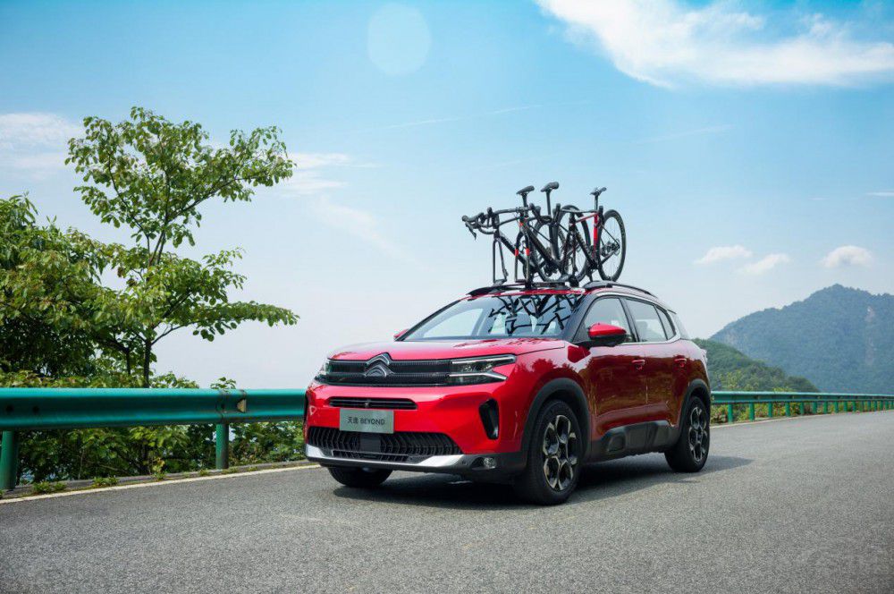 東風(fēng)雪鐵龍×成都天府綠道國際自行車賽 東風(fēng)雪鐵龍×成都天府綠道國際自行車賽