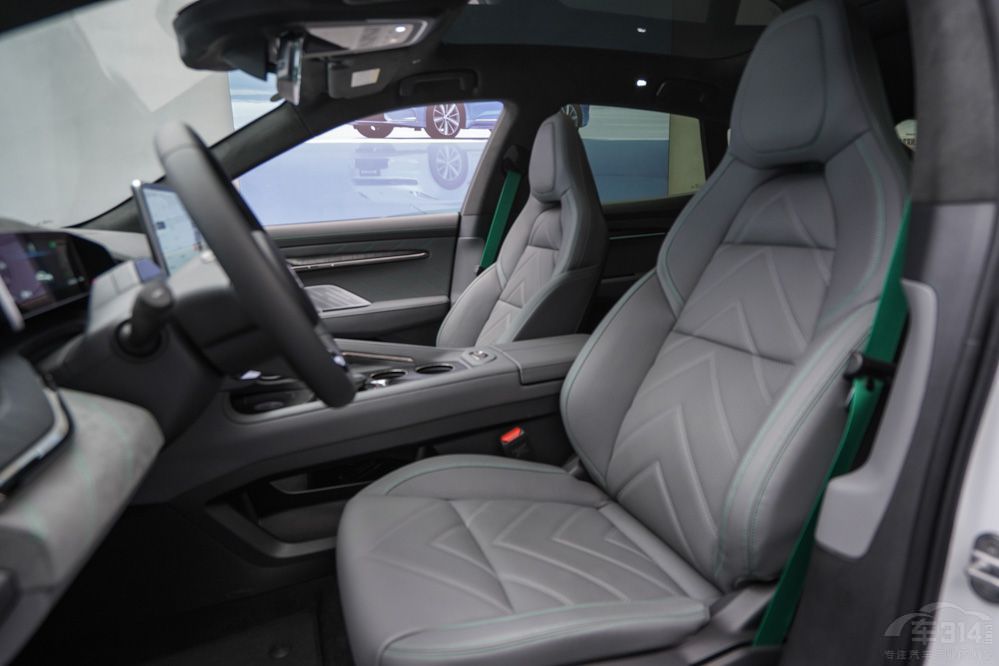 極氪001限時免費升級 最高價值可達8萬元 極氪001限時免費升級 最高價值可達8萬元