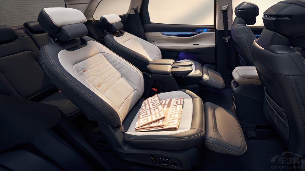 福特銳界L預(yù)售 開(kāi)啟大馬力品質(zhì)混動(dòng)時(shí)代 福特銳界L預(yù)售 開(kāi)啟大馬力品質(zhì)混動(dòng)時(shí)代