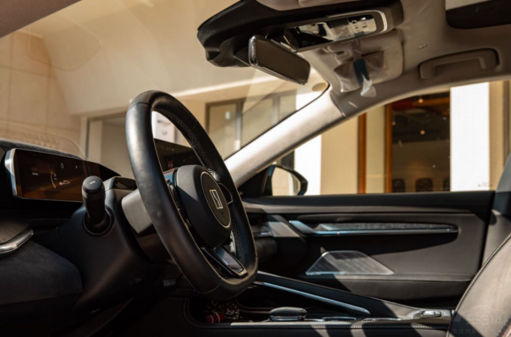 車市動(dòng)蕩 拒絕“價(jià)格戰(zhàn)”的極氪成最大贏家 車市動(dòng)蕩 拒絕“價(jià)格戰(zhàn)”的極氪成最大贏家