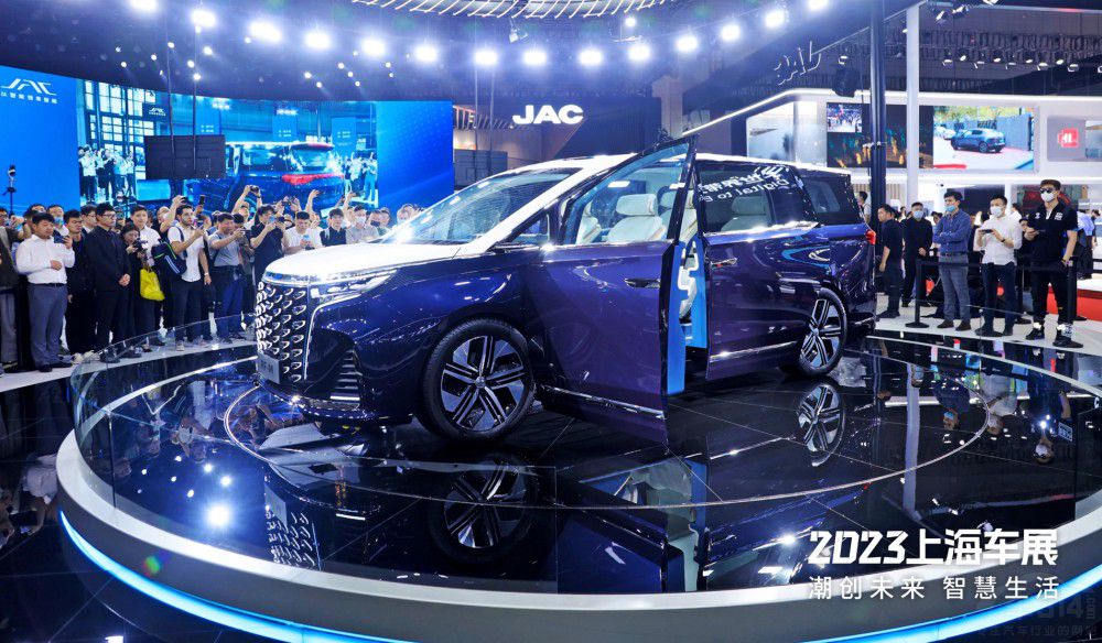 MPV專屬架構(gòu) 上海車展江淮瑞風(fēng)向新而行 MPV專屬架構(gòu) 上海車展江淮瑞風(fēng)向新而行