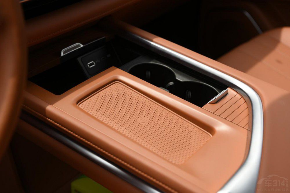 重慶藍(lán)山用戶交付:再次展現(xiàn)“藍(lán)山速度” 重慶藍(lán)山用戶交付:再次展現(xiàn)“藍(lán)山速度”