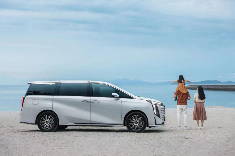 傳祺智電新能源E9上市 售價(jià)32.98萬(wàn)元起 傳祺智電新能源E9上市 售價(jià)32.98萬(wàn)元起