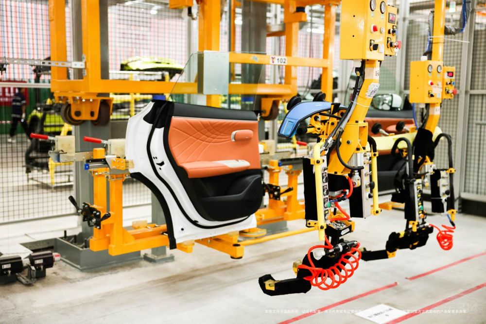 深藍速度:深藍S7量產(chǎn)車大規(guī)模下線發(fā)運 深藍速度:深藍S7量產(chǎn)車大規(guī)模下線發(fā)運