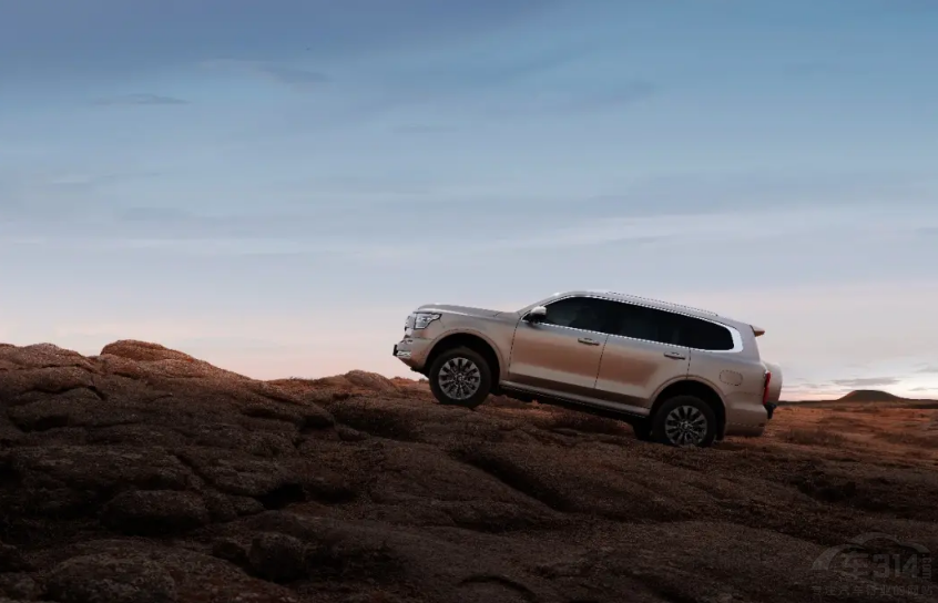 Ұ ̹500 Hi4-Tך