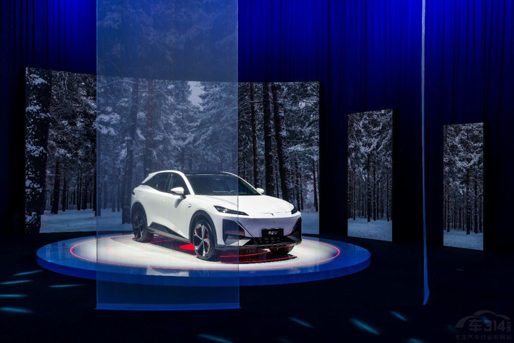 深藍(lán)汽車打出“電動平權(quán) 智能平權(quán)”雙王炸 深藍(lán)汽車打出“電動平權(quán) 智能平權(quán)”雙王炸