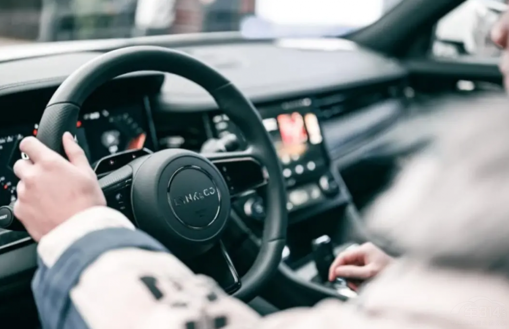 ͬ܇C(j)(wn)} I(lng)˵đB(ti)ȽȻͬ