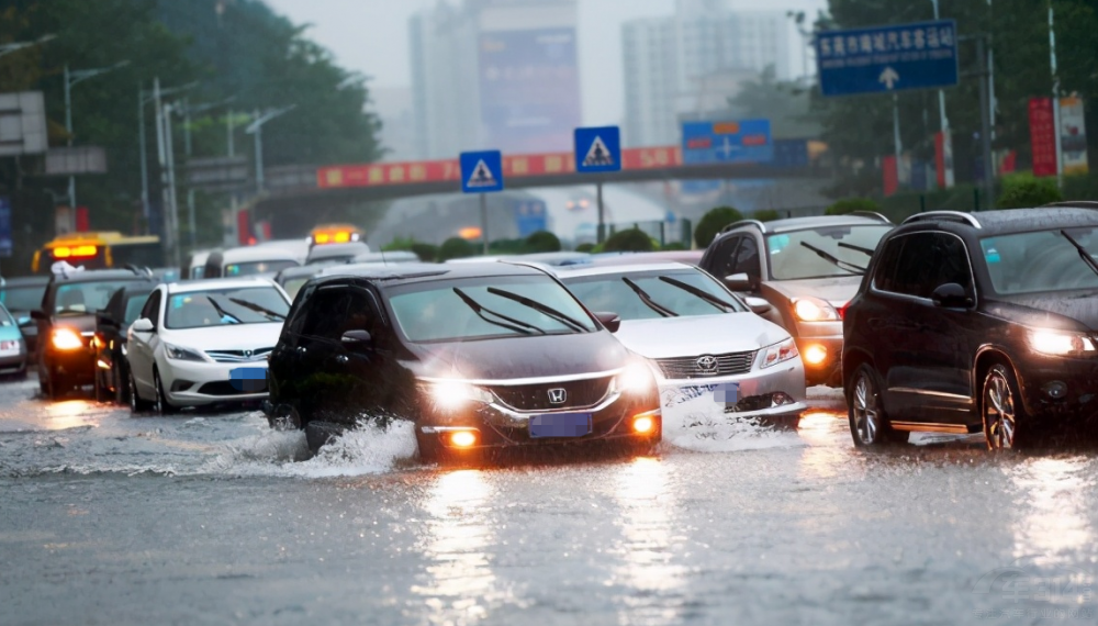 暴雨災(zāi)害面前 電動車的自救和車企的關(guān)懷 暴雨災(zāi)害面前 電動車的自救和車企的關(guān)懷