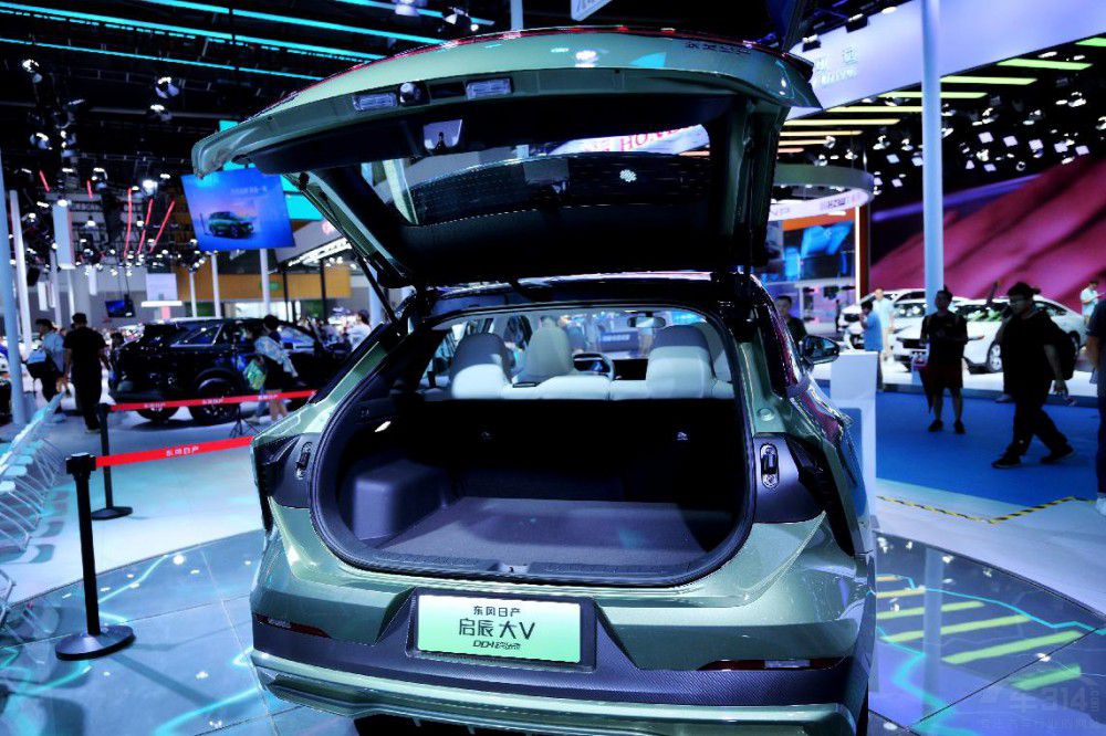 東風(fēng)日產(chǎn)啟辰大V DD-i插混成都車(chē)展“混”出圈 東風(fēng)日產(chǎn)啟辰大V DD-i插混成都車(chē)展“混”出圈