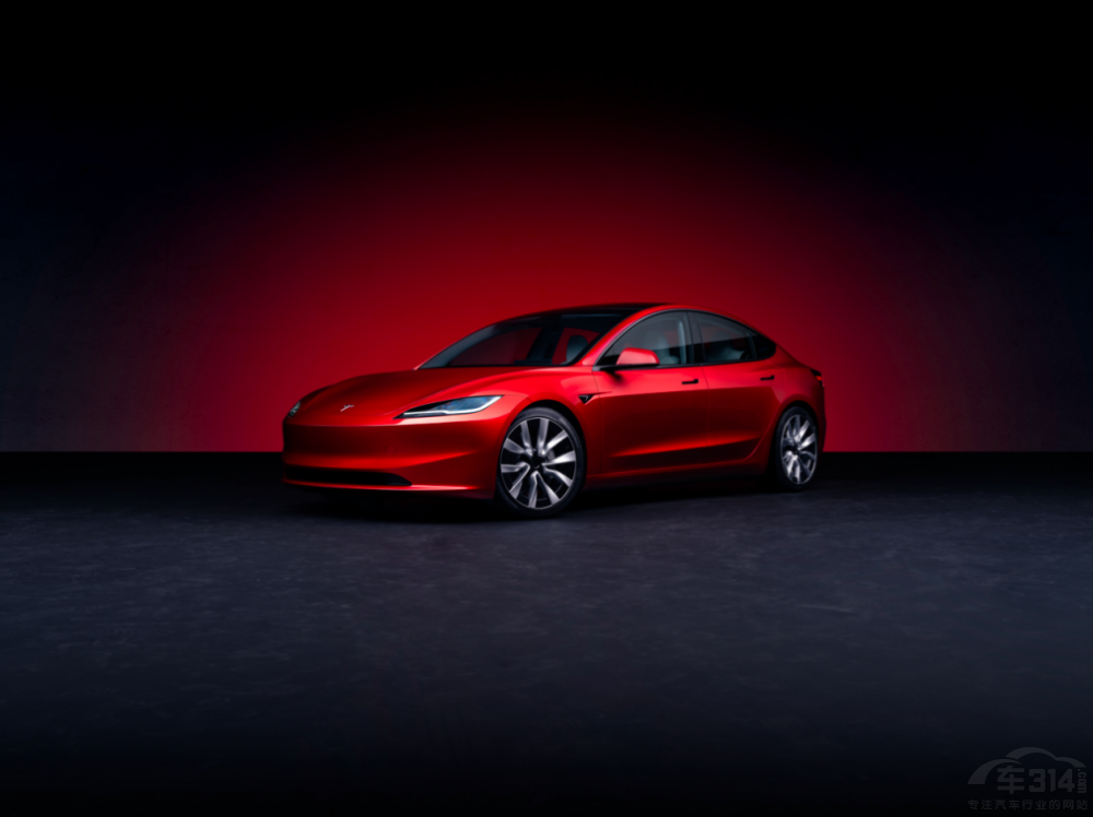 親民車(chē)價(jià)+駕乘樂(lè)趣 Model 3 煥新版來(lái)襲 親民車(chē)價(jià)+駕乘樂(lè)趣 Model 3 煥新版來(lái)襲