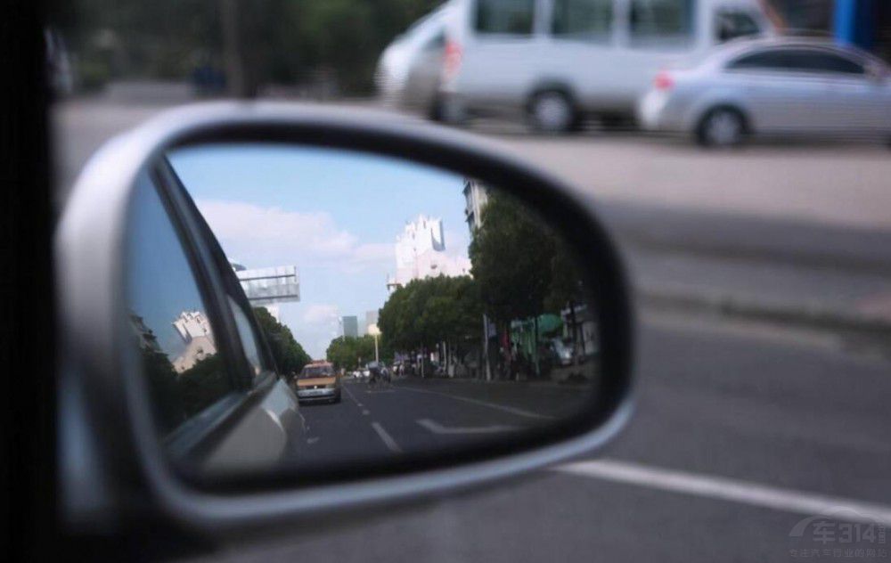 ʮһ·ϵġ (g)(g)Ϥ