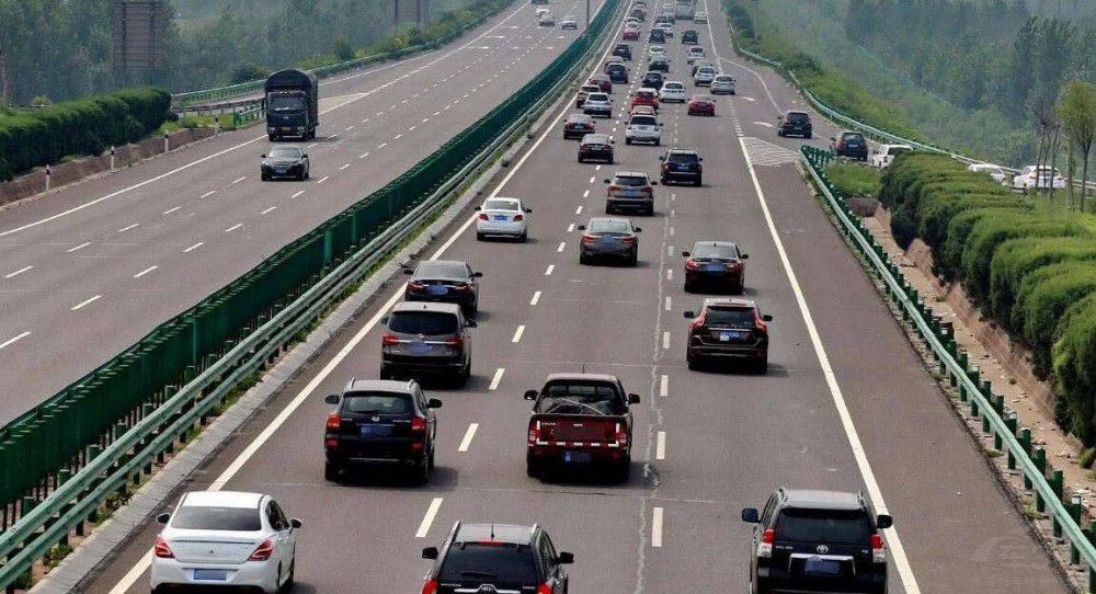 ʮһ·ϵġ (g)(g)Ϥ