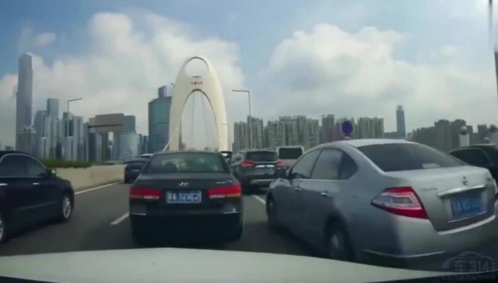 ʮһ·ϵġ (g)(g)Ϥ