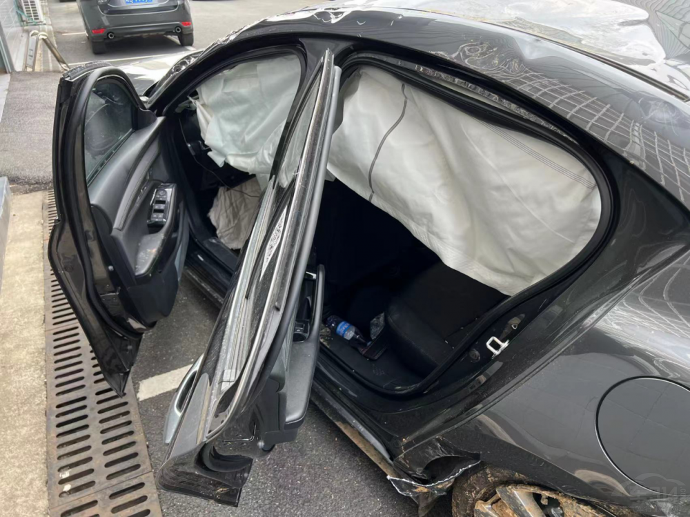 馬自達(dá)為首位質(zhì)量安全榮譽(yù)宣傳員用戶交車 馬自達(dá)為首位質(zhì)量安全榮譽(yù)宣傳員用戶交車