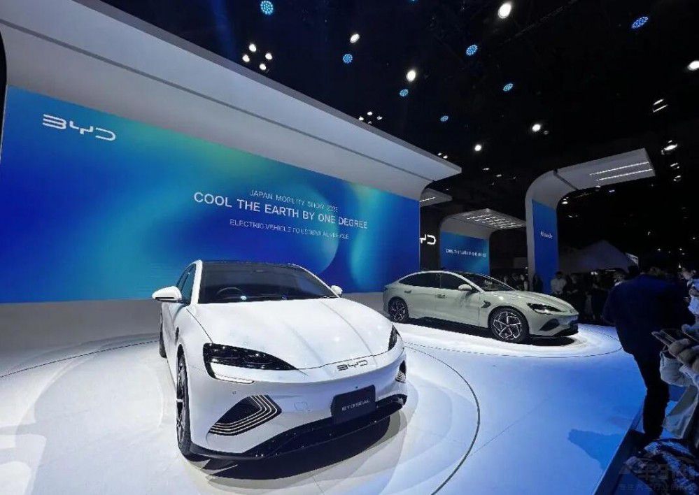 比亞迪亮相東京車(chē)展 帶來(lái)一些“中國(guó)震撼” 比亞迪亮相東京車(chē)展 帶來(lái)一些“中國(guó)震撼”