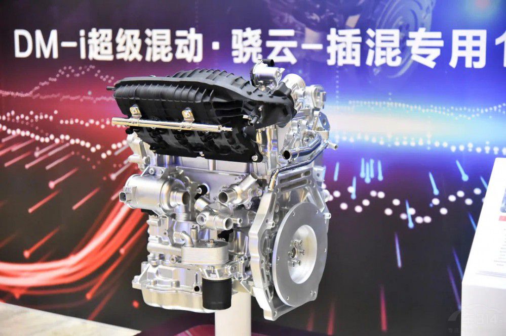 不服來辯 都是混動 增程還真碰瓷不了插混 不服來辯 都是混動 增程還真碰瓷不了插混