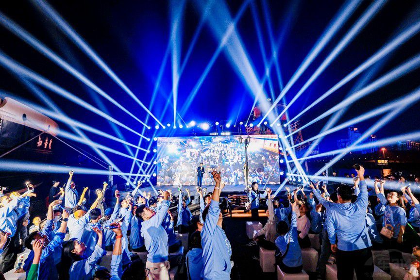 混出強(qiáng)大 東風(fēng)風(fēng)神新能源躍遷邁向新征程 混出強(qiáng)大 東風(fēng)風(fēng)神新能源躍遷邁向新征程