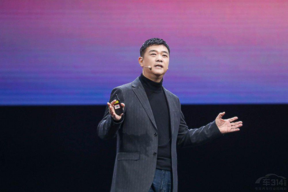 領(lǐng)克新09EM-P起售價(jià)30.78萬(wàn)元正式上市 領(lǐng)克新09EM-P起售價(jià)30.78萬(wàn)元正式上市