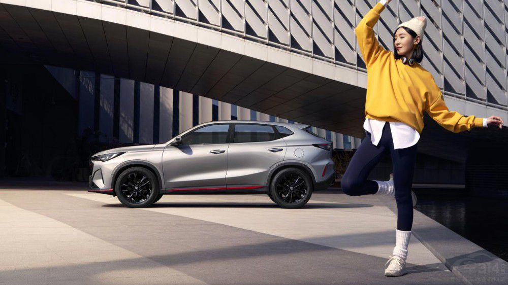 2024新晉價(jià)格卷王 第二代長(zhǎng)安X5PLUS發(fā)布 2024新晉價(jià)格卷王 第二代長(zhǎng)安X5PLUS發(fā)布