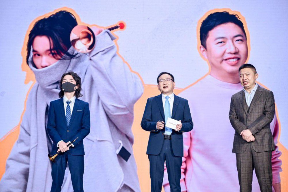 40萬(wàn)級(jí)超舒適電混旗艦 星途瑤光C-DM上市 40萬(wàn)級(jí)超舒適電混旗艦 星途瑤光C-DM上市