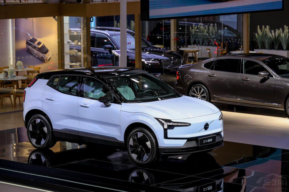 WǸмSUV EX30 ؑcҫĿ