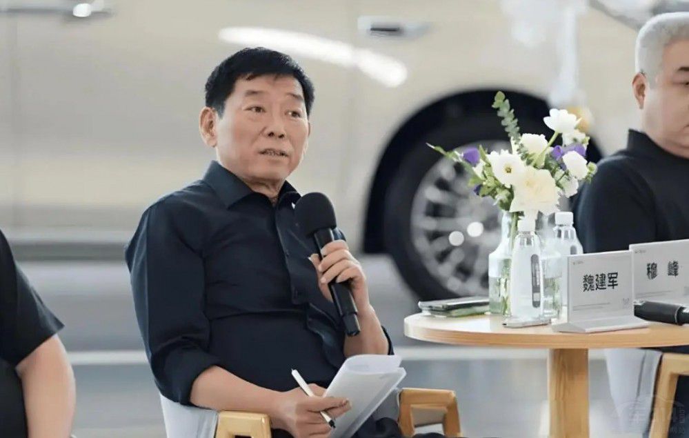 為什么一至四代哈弗H6 從月銷(xiāo)8萬(wàn)到8千 為什么一至四代哈弗H6 從月銷(xiāo)8萬(wàn)到8千