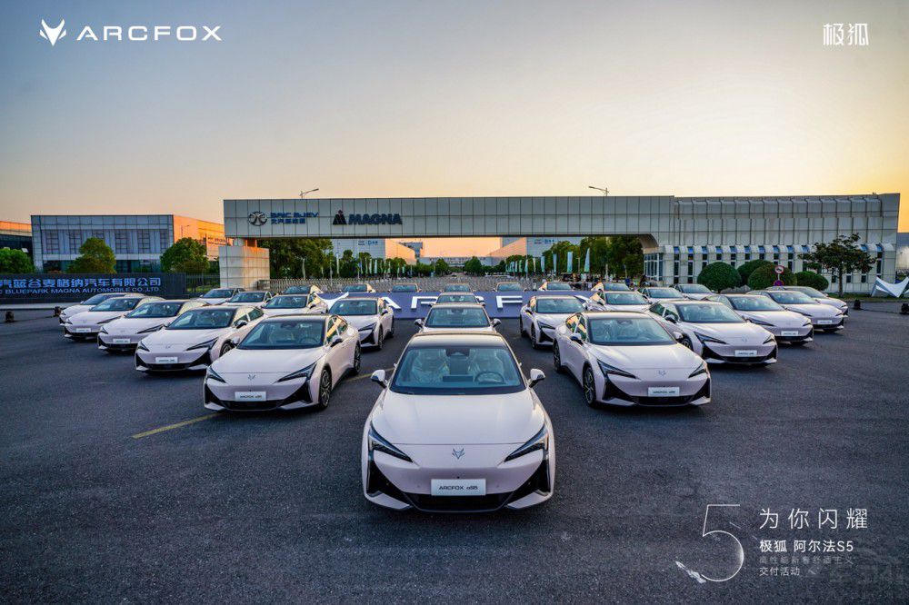 OS5Ñ@óֵڽ𿨙(qun)