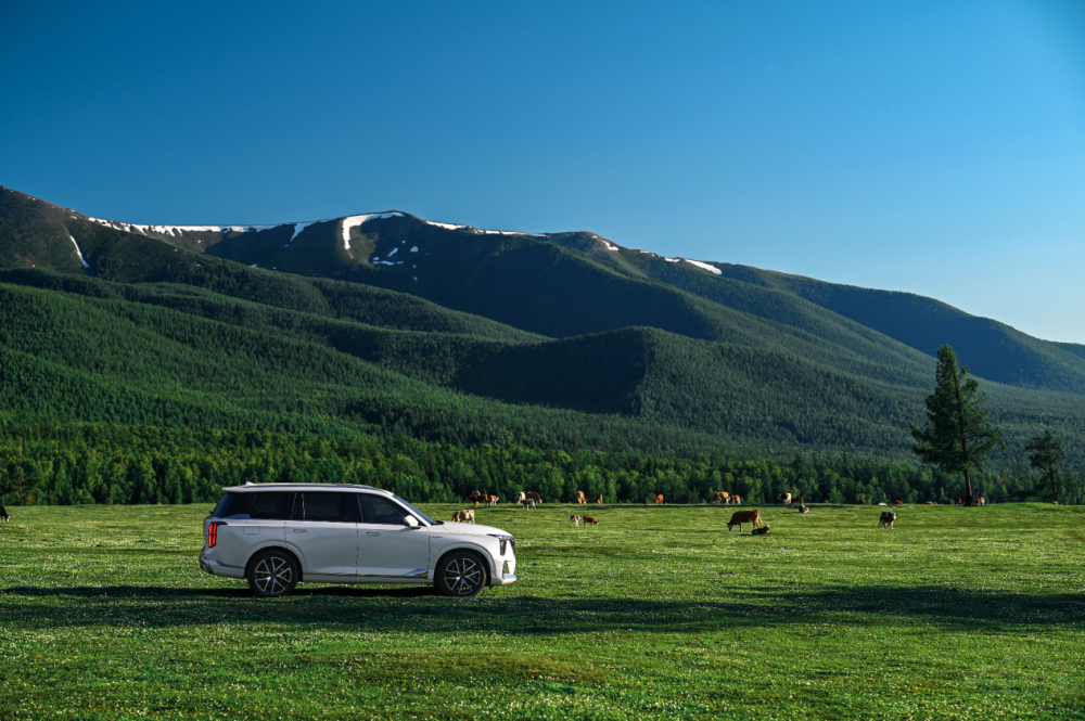 傳祺新能源ES9“第二季”阿勒泰心動上市 傳祺新能源ES9“第二季”阿勒泰心動上市