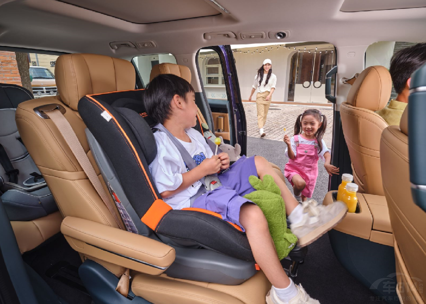 傳祺新能源E8榮耀16.68萬元起智能舒適 ! 傳祺新能源E8榮耀16.68萬元起智能舒適 !