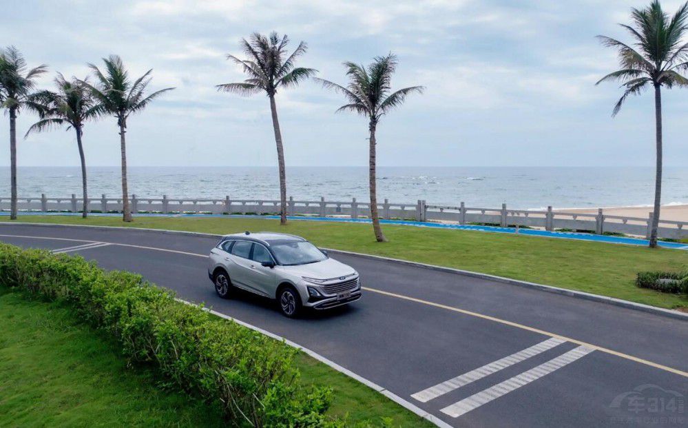 這年頭還惦記日系SUV 奔騰T90豈不是更香 這年頭還惦記日系SUV 奔騰T90豈不是更香