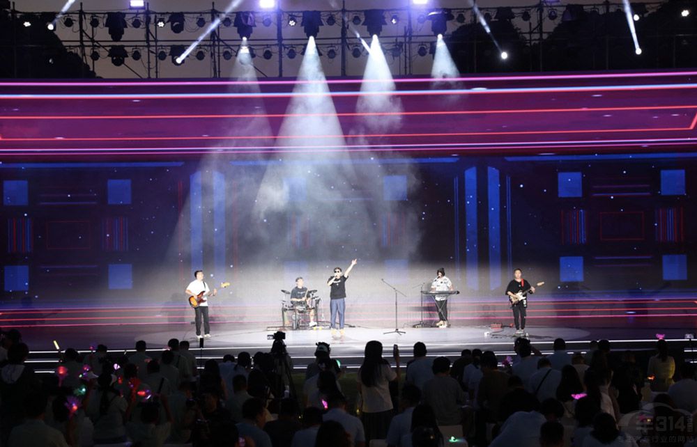 м ;܇ߌ÷۽zĻ(ji)