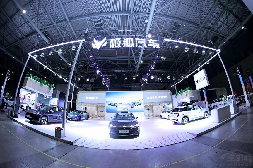 擁有 豪車級(jí)品質(zhì)的極狐阿爾法S5真太香了 擁有 豪車級(jí)品質(zhì)的極狐阿爾法S5真太香了