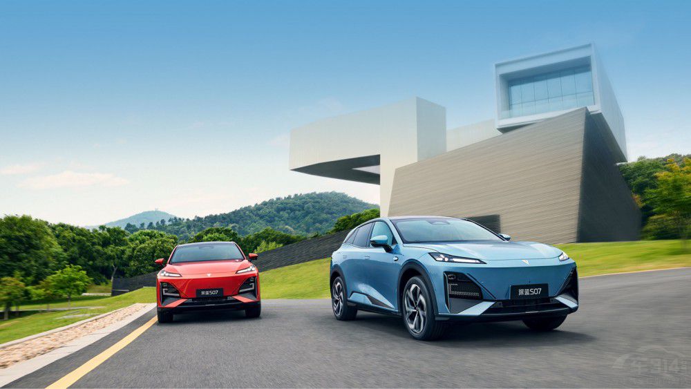 把智駕價(jià)格打下來(lái)  深藍(lán)華為推進(jìn)全民智駕 把智駕價(jià)格打下來(lái)  深藍(lán)華為推進(jìn)全民智駕