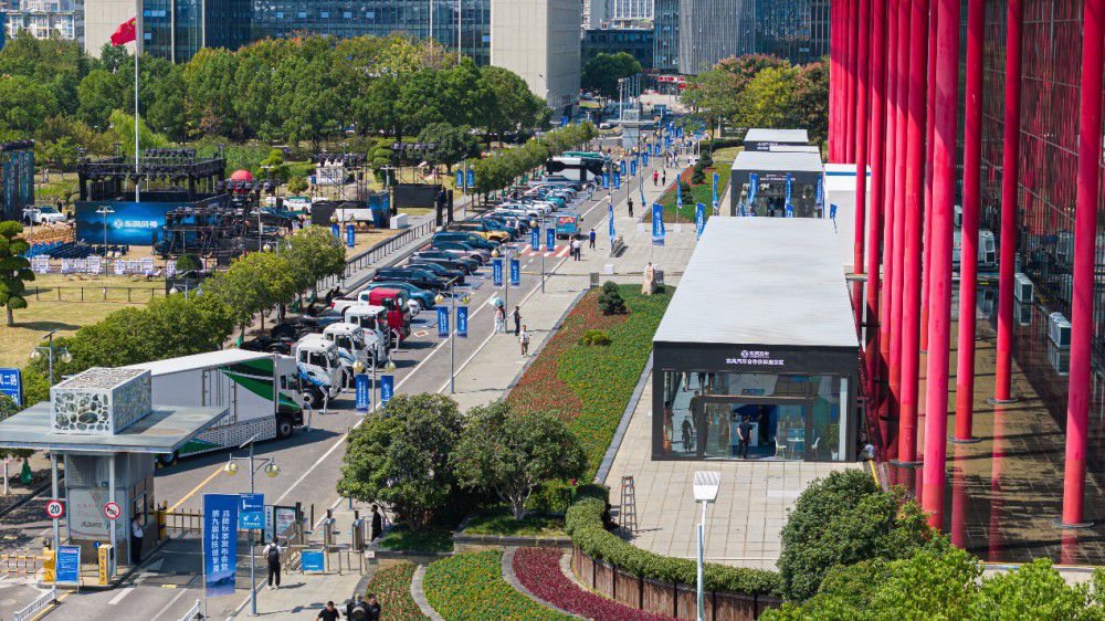 厚積薄發(fā) 東風(fēng)汽車第九屆科技創(chuàng)新周開(kāi)幕 厚積薄發(fā) 東風(fēng)汽車第九屆科技創(chuàng)新周開(kāi)幕