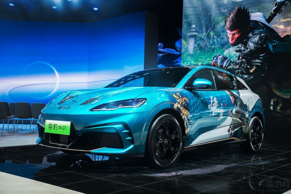 海豹06GT×《黑神話:悟空》痛車亮相車展 海豹06GT×《黑神話:悟空》痛車亮相車展