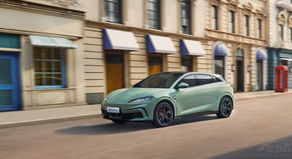 海豹06GT×《黑神話:悟空》痛車亮相車展 海豹06GT×《黑神話:悟空》痛車亮相車展