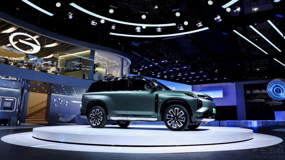 全新平臺(tái) 全新智駕 傳祺S7 高級(jí)由內(nèi)到外 全新平臺(tái) 全新智駕 傳祺S7 高級(jí)由內(nèi)到外