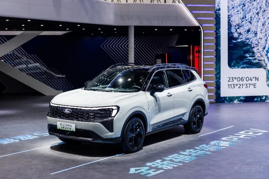 全新福特領(lǐng)睿及領(lǐng)裕插電混動(dòng)SUV正式上市 全新福特領(lǐng)睿及領(lǐng)裕插電混動(dòng)SUV正式上市