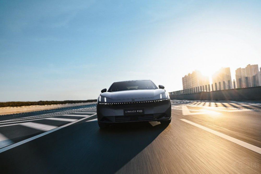 IZ10  95kWh 702km(q)Halo