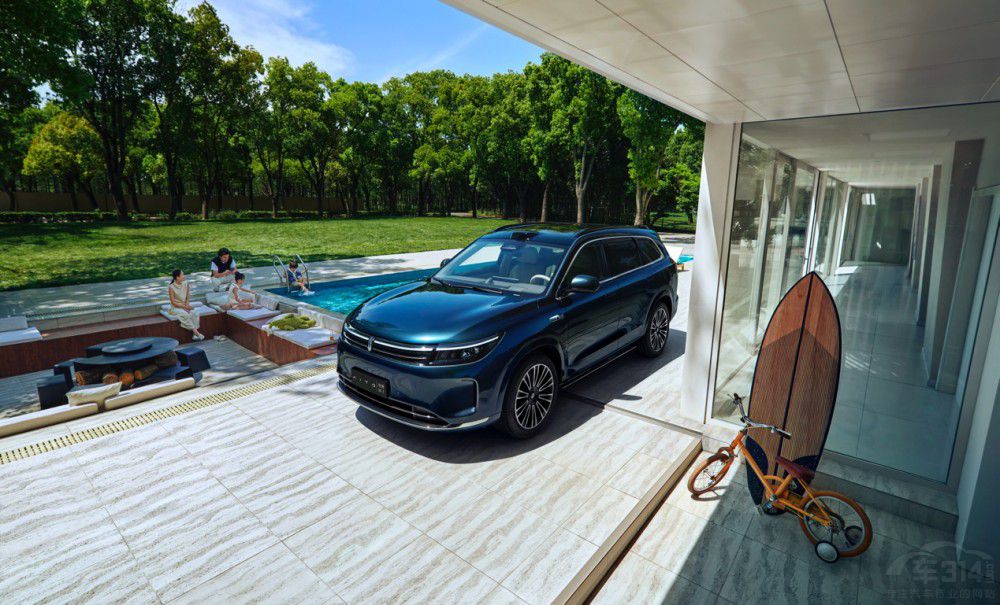 問界新M7榮獲2024年新勢力車型年度銷冠 問界新M7榮獲2024年新勢力車型年度銷冠