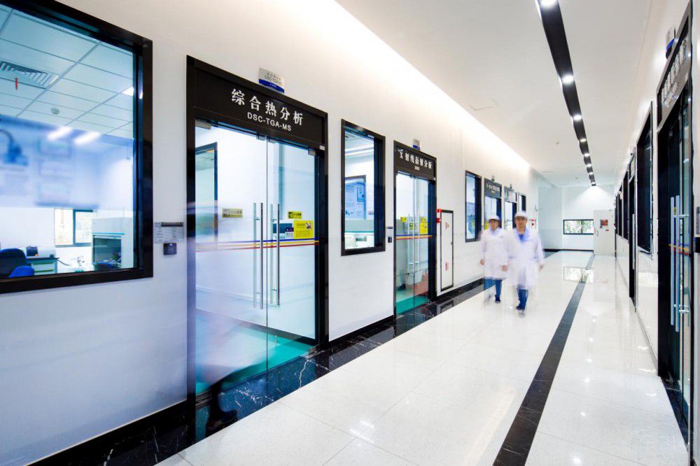 寧德時代高強(qiáng)度研發(fā)投入 實現(xiàn)行業(yè)全布局 寧德時代高強(qiáng)度研發(fā)投入 實現(xiàn)行業(yè)全布局