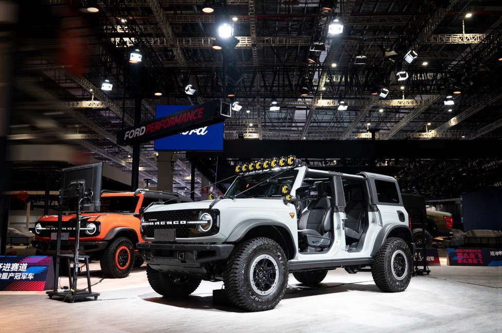 新福特F-150猛禽與福特烈馬中國首秀 新福特F-150猛禽與福特烈馬中國首秀