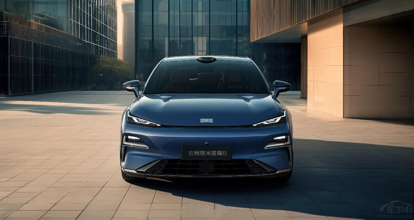 起步即旗艦重新定義中高級電混轎車新標準 起步即旗艦重新定義中高級電混轎車新標準