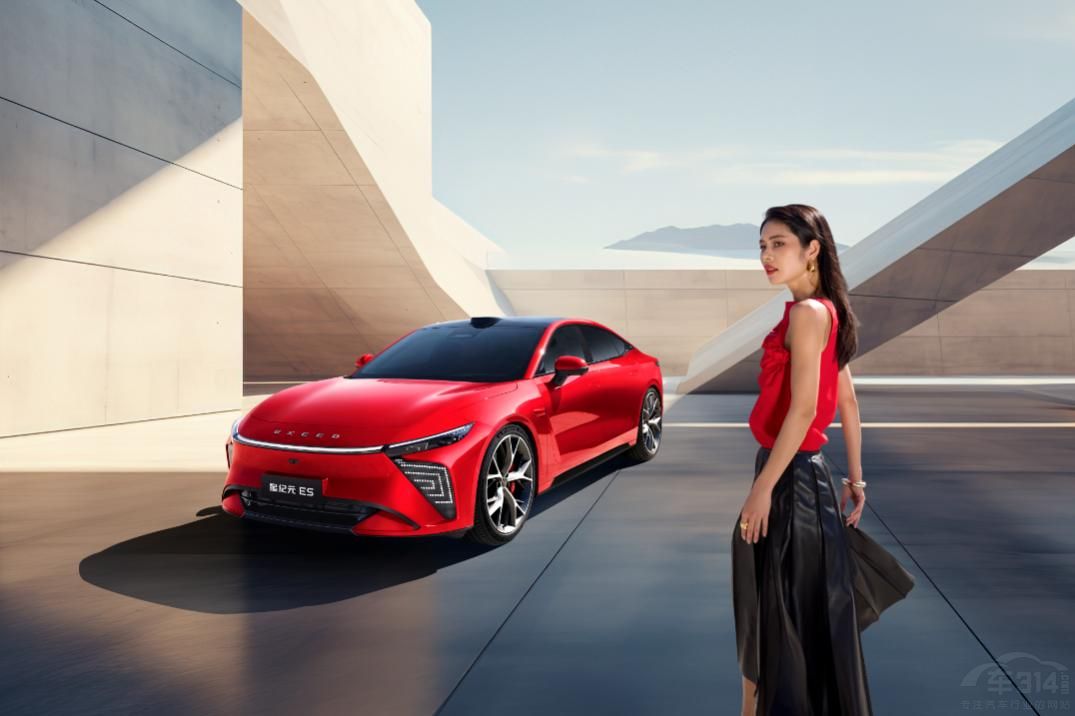 全新2025款星紀元ES純電上市18.98萬元起 全新2025款星紀元ES純電上市18.98萬元起