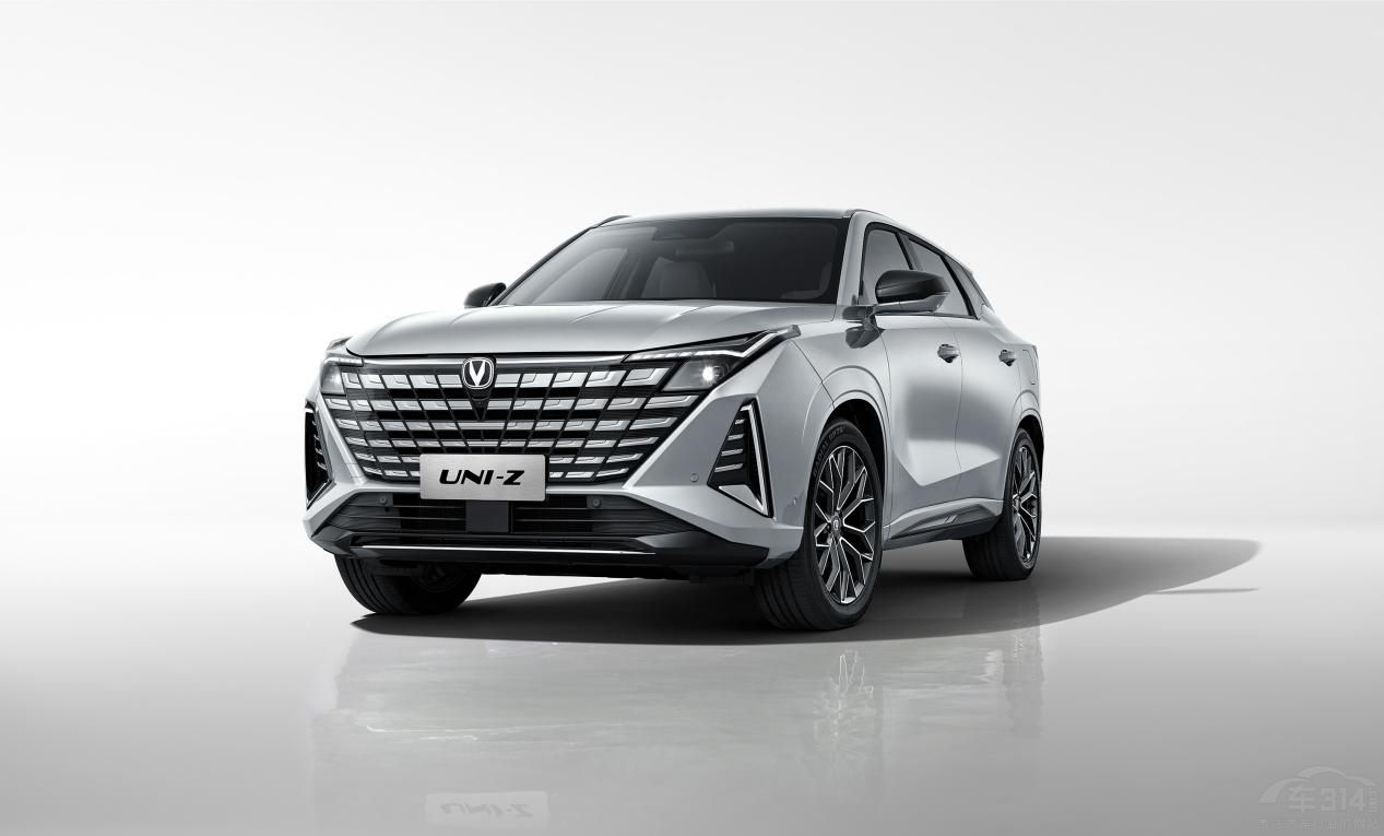 UNI-Z疊加煥新禮及國補(bǔ)后僅8.09萬元起 UNI-Z疊加煥新禮及國補(bǔ)后僅8.09萬元起