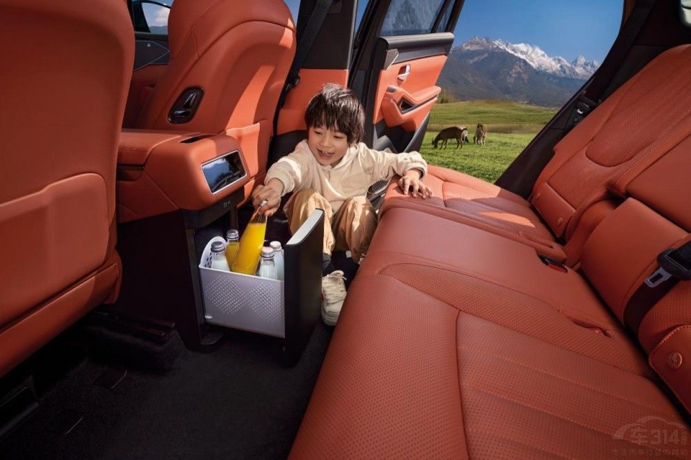 大家庭的第一臺(tái)旗艦SUV比亞迪唐L正式上市 大家庭的第一臺(tái)旗艦SUV比亞迪唐L正式上市